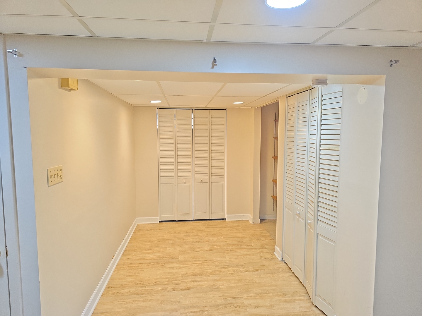 2041 E Gaisor Drive, Crete, IL 60417