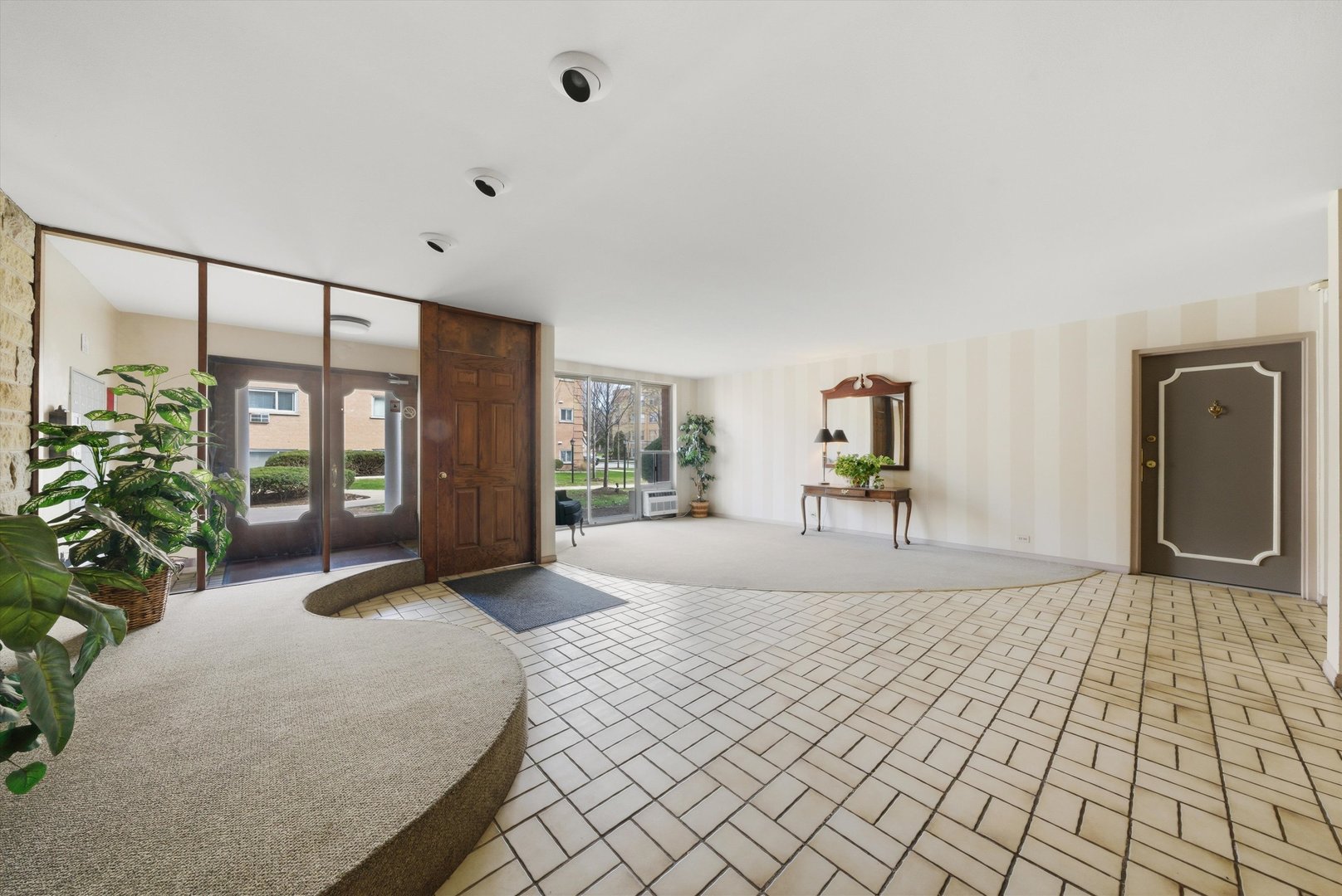 415 Wesley Avenue #21, Oak Park, IL 60302