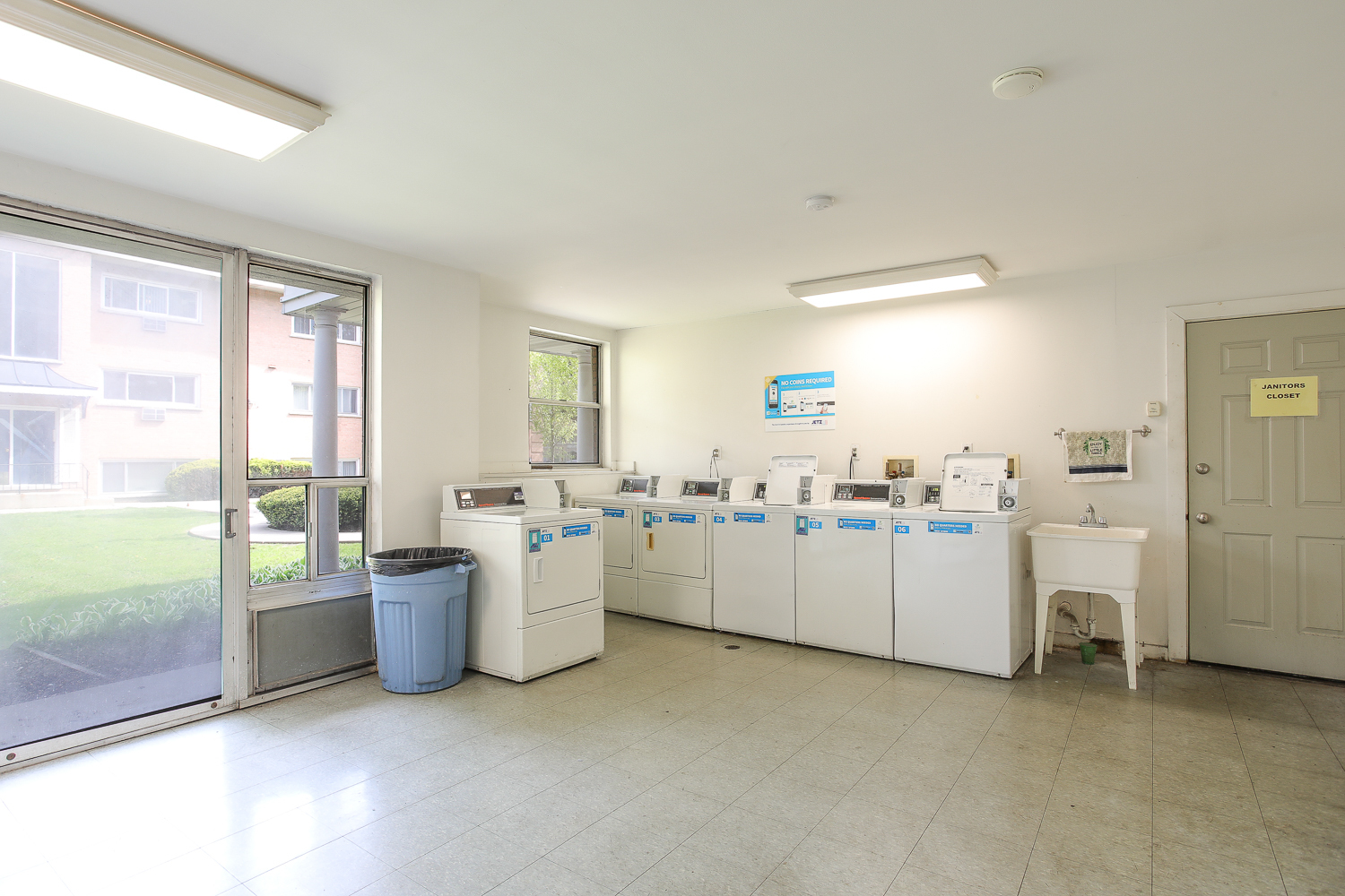 415 Wesley Avenue #21, Oak Park, IL 60302