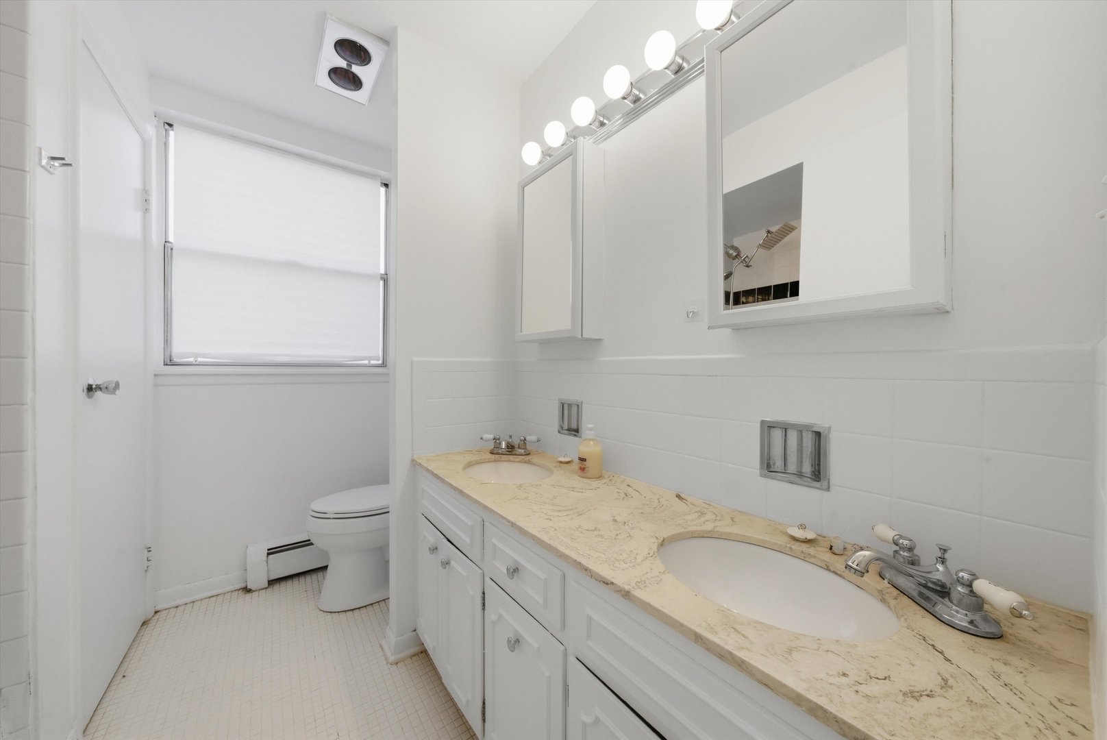 415 Wesley Avenue #21, Oak Park, IL 60302