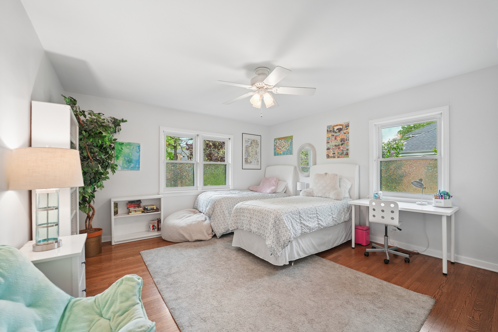 459 E Ridge Avenue, Elmhurst, IL 60126