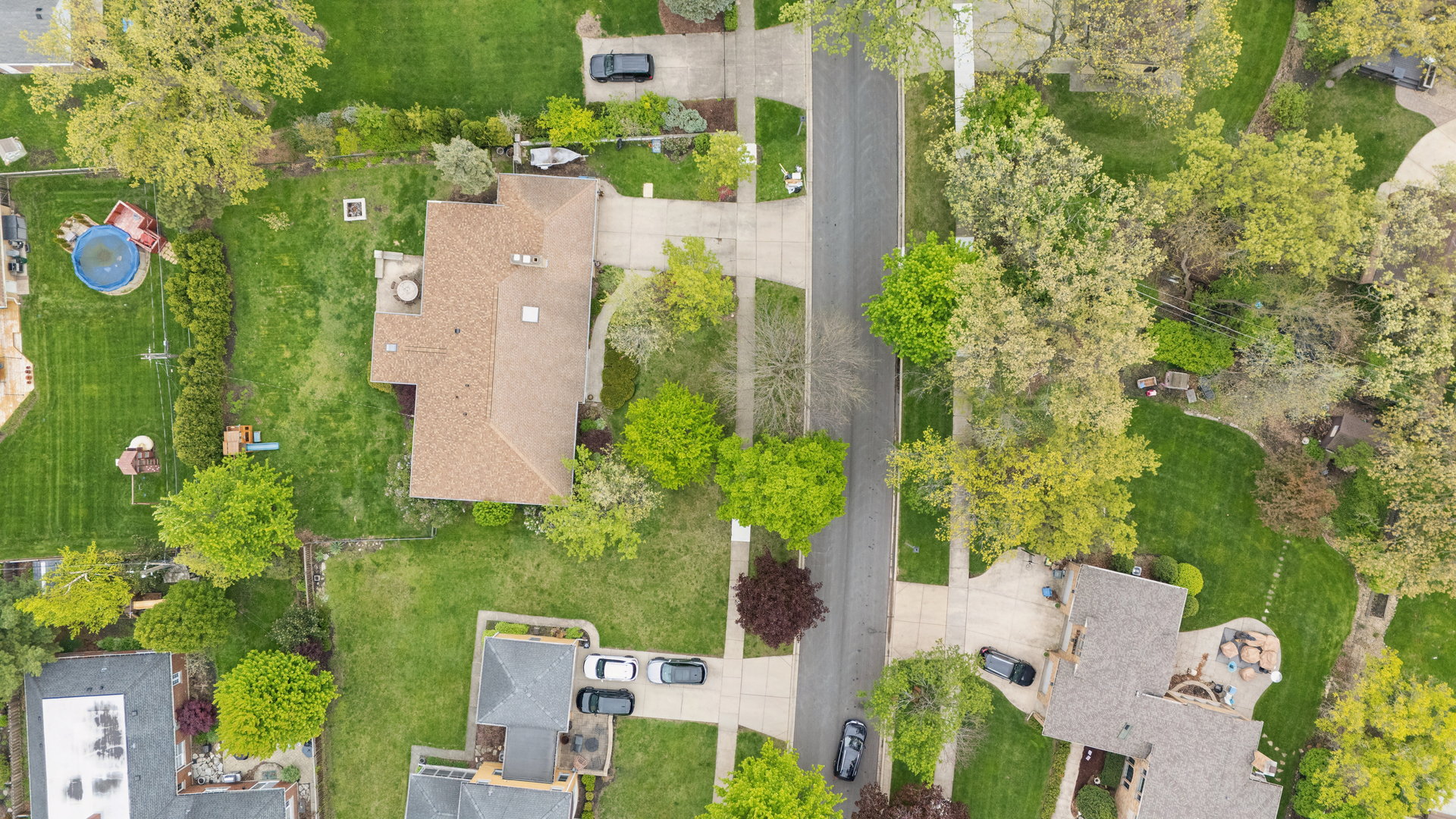 459 E Ridge Avenue, Elmhurst, IL 60126