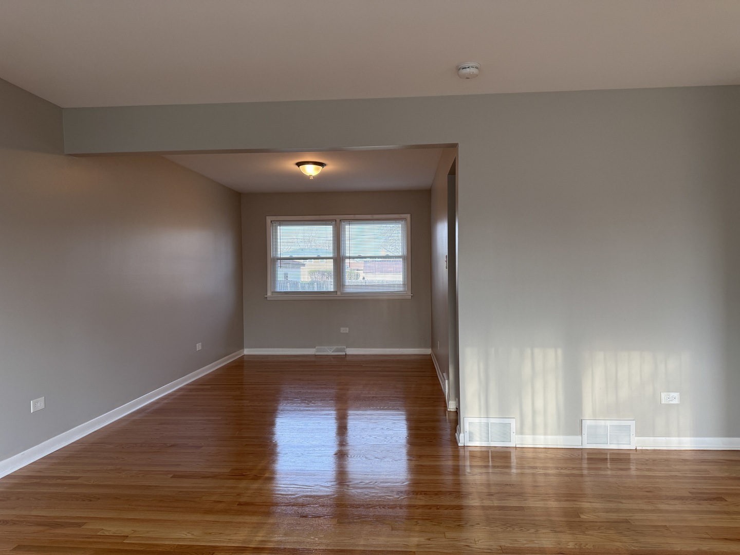 16856 School Street, South Holland, IL 60473