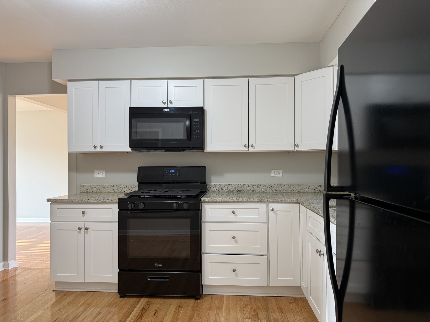 16856 School Street, South Holland, IL 60473