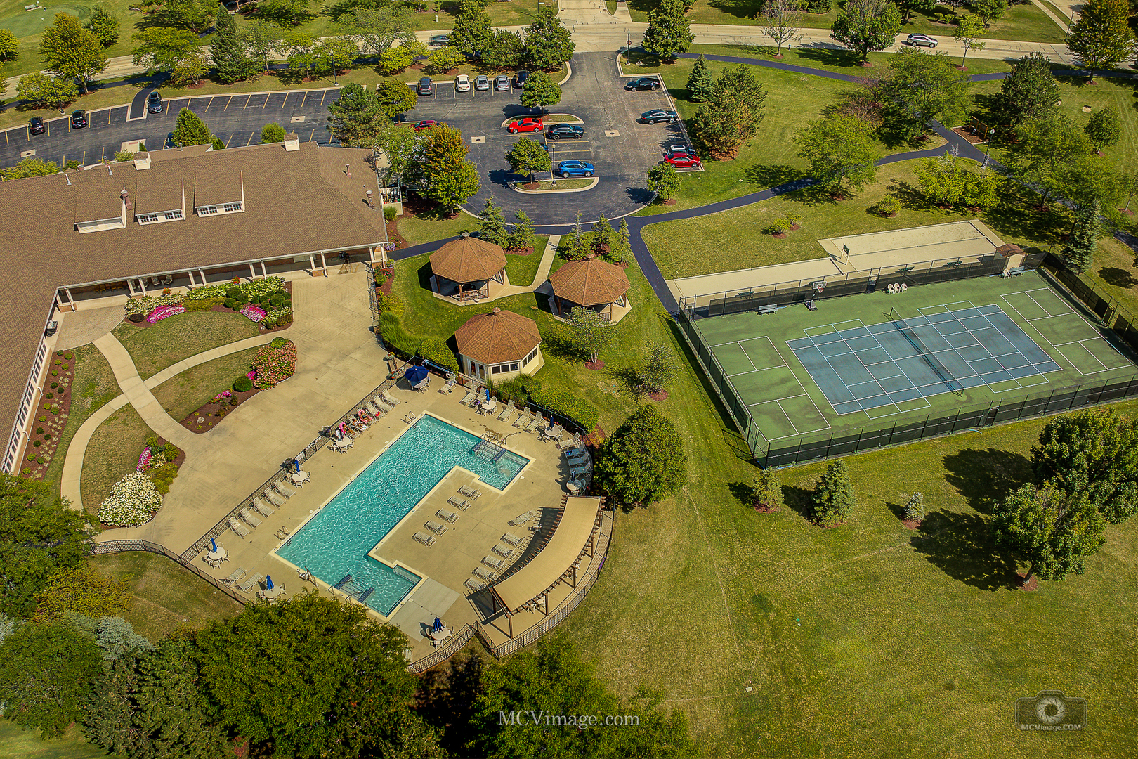 16243 Tomahawk Lake Court, Crest Hill, IL 60403