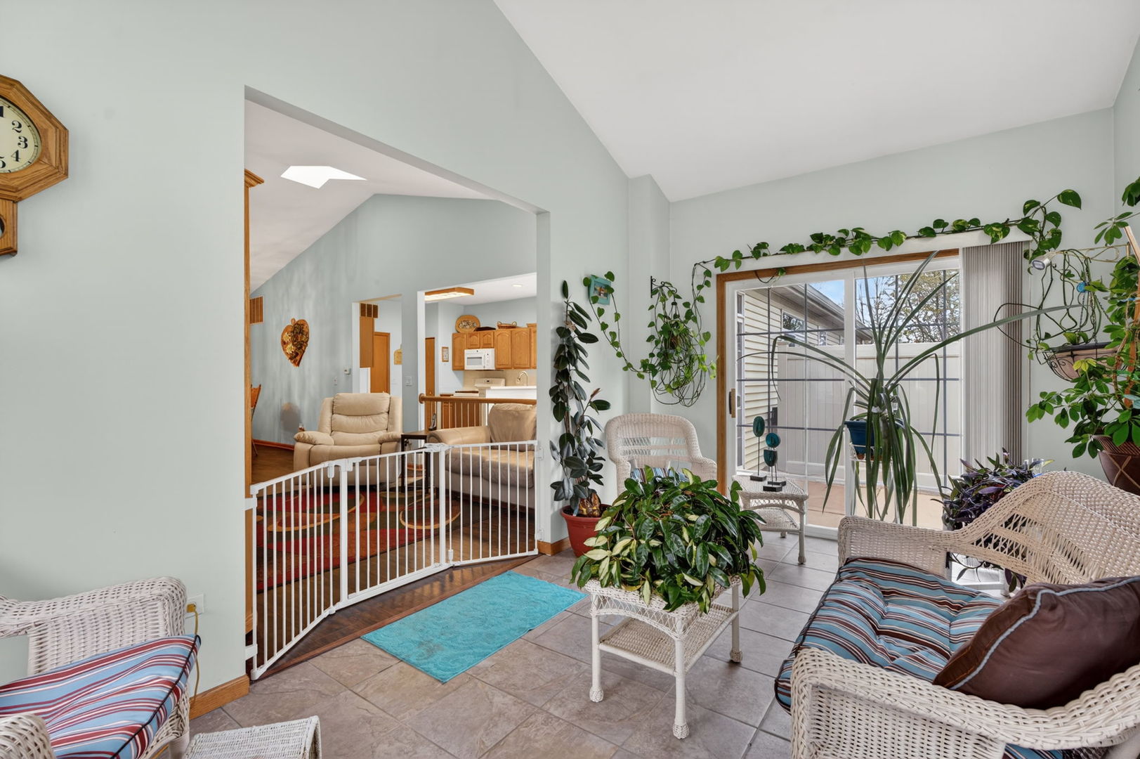 16243 Tomahawk Lake Court, Crest Hill, IL 60403