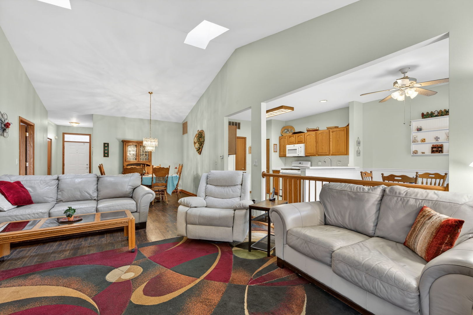 16243 Tomahawk Lake Court, Crest Hill, IL 60403