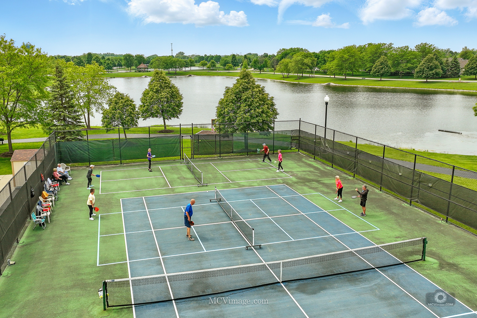 16243 Tomahawk Lake Court, Crest Hill, IL 60403