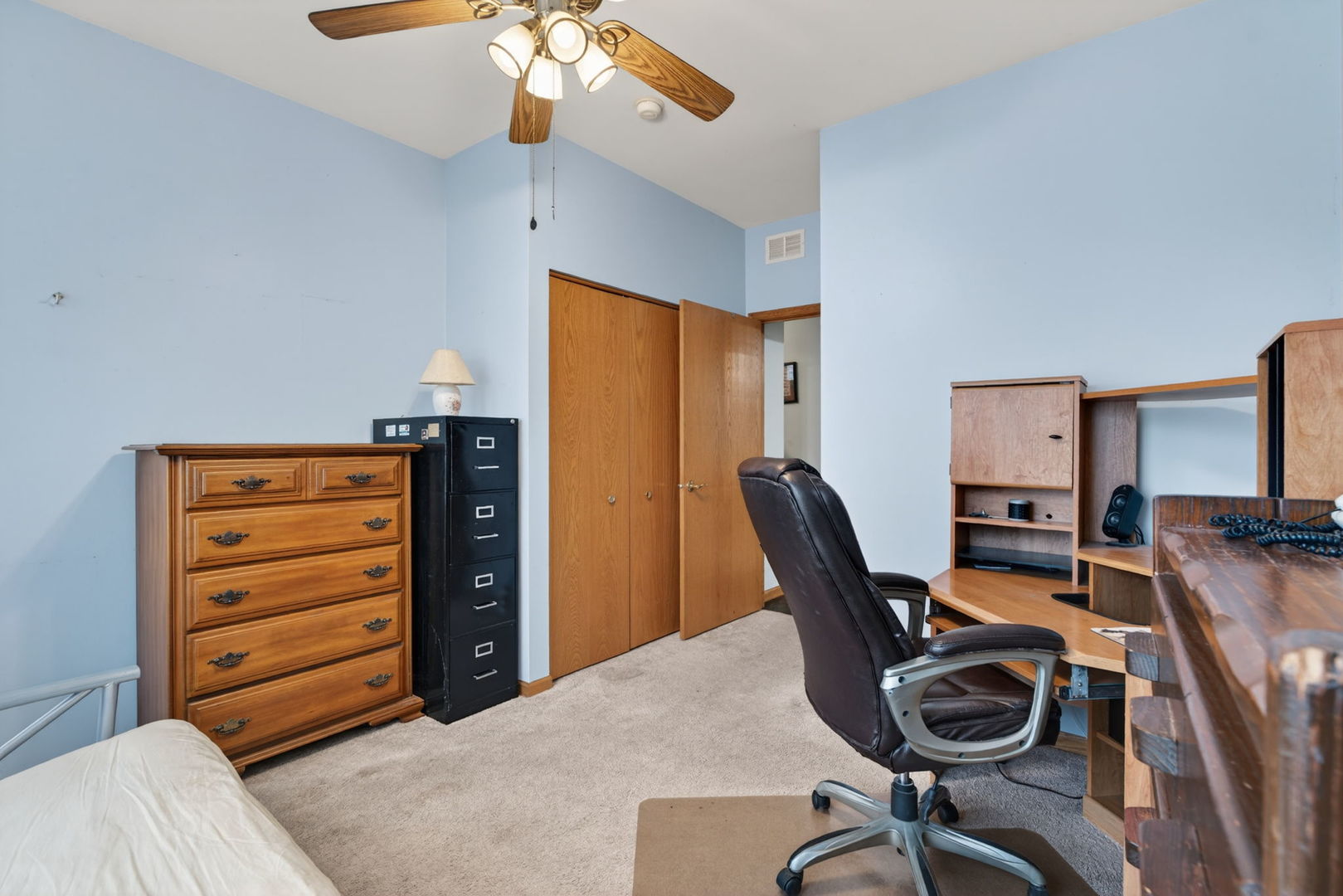 16243 Tomahawk Lake Court, Crest Hill, IL 60403