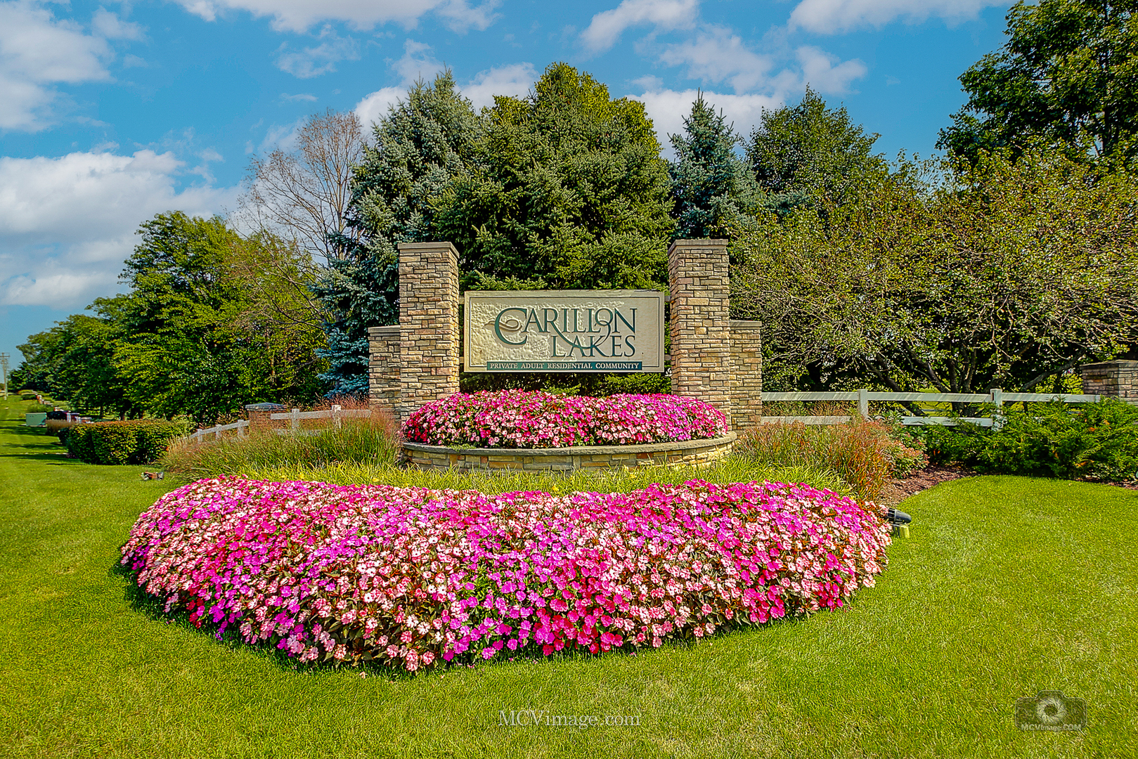 16243 Tomahawk Lake Court, Crest Hill, IL 60403