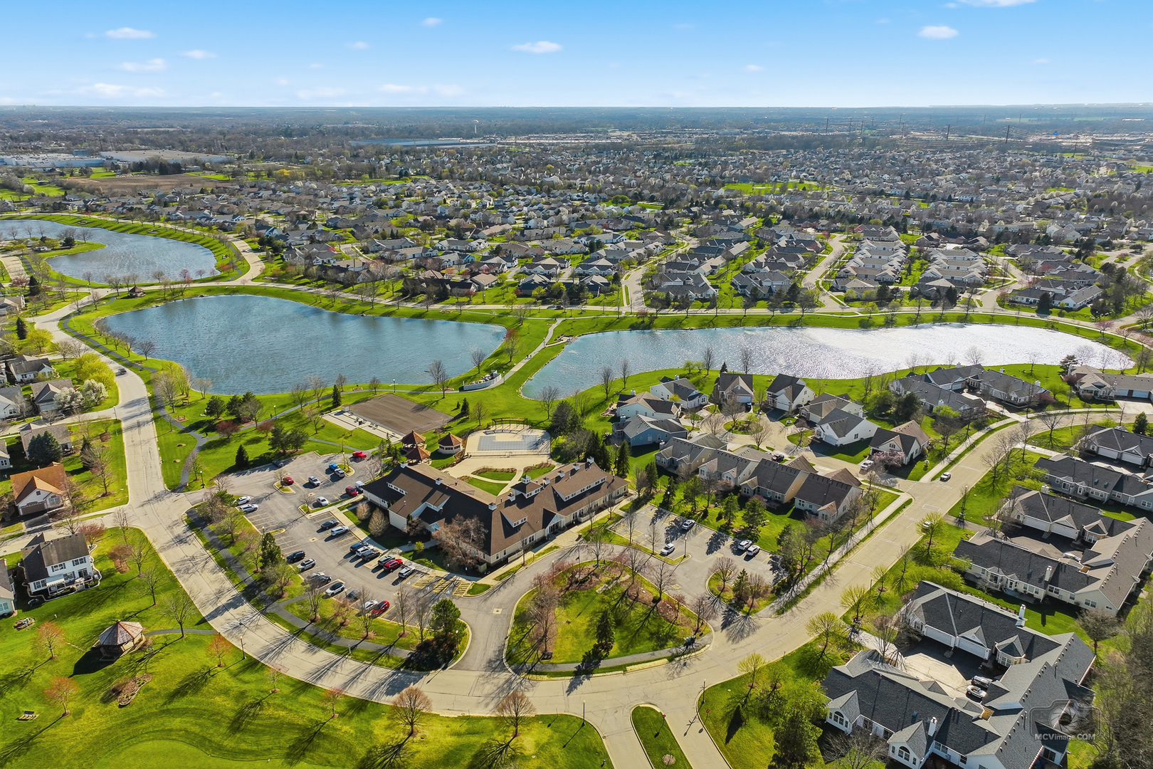 16243 Tomahawk Lake Court, Crest Hill, IL 60403