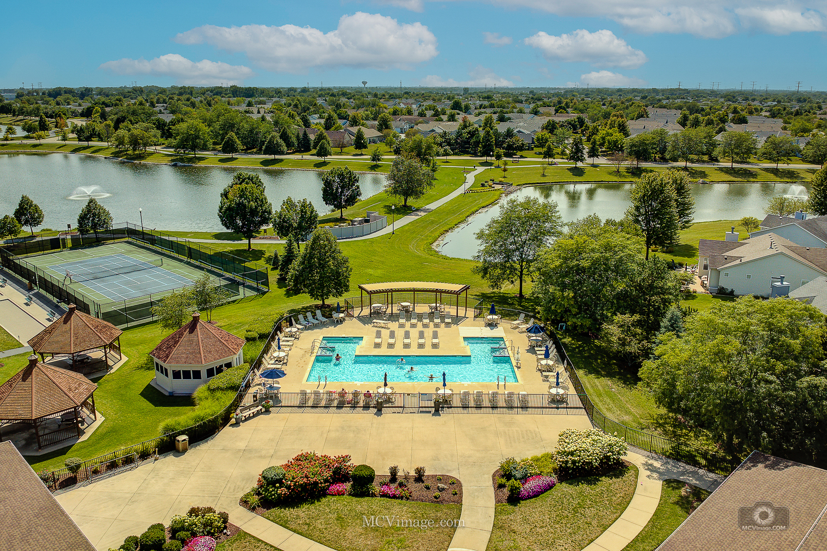 16243 Tomahawk Lake Court, Crest Hill, IL 60403