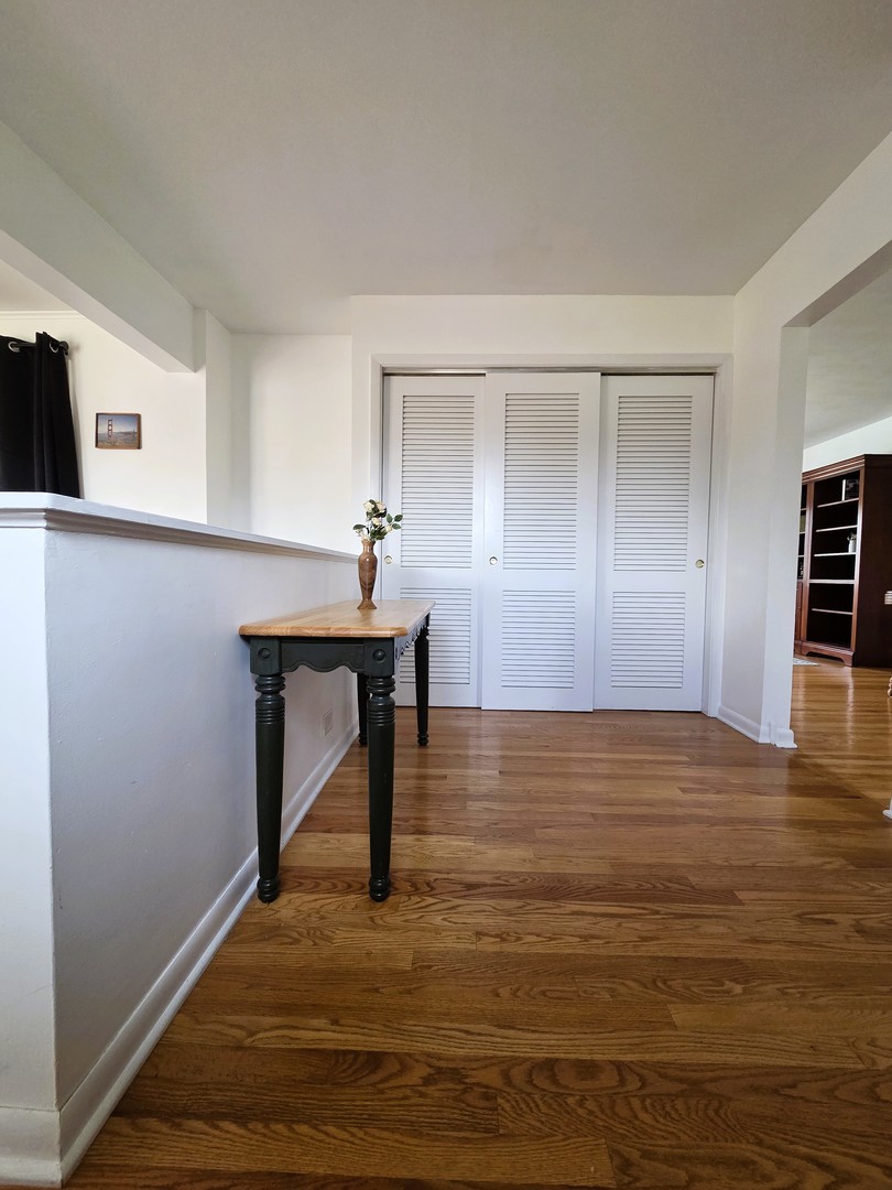 220 S President Street, Wheaton, IL 60187