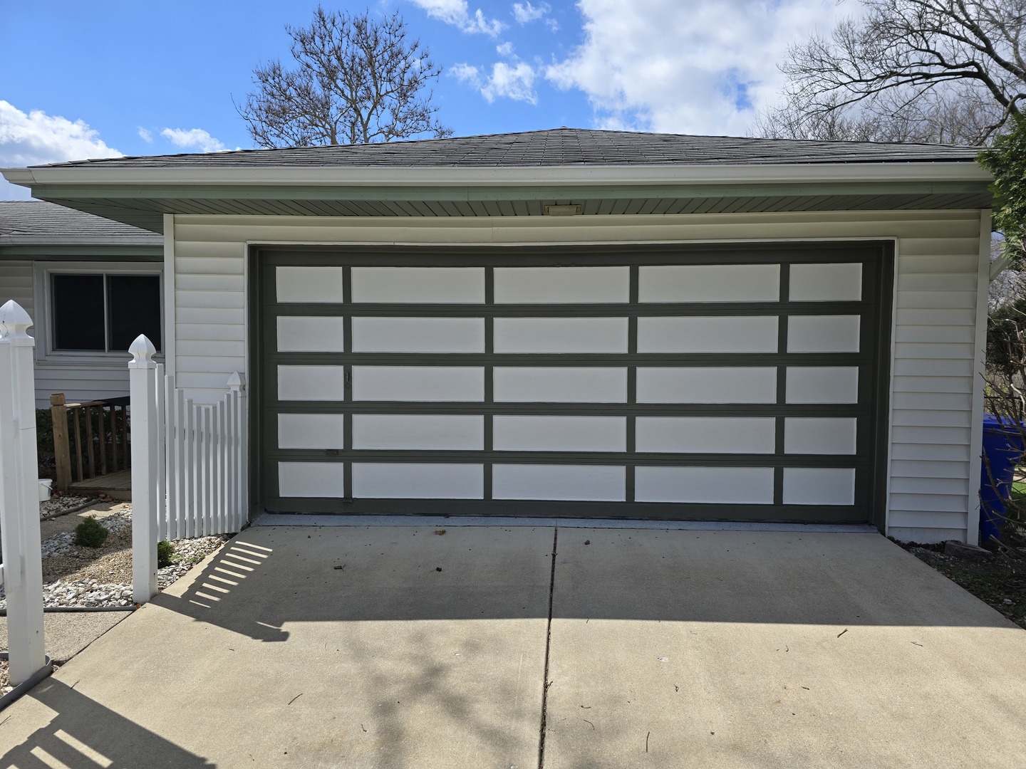 220 S President Street, Wheaton, IL 60187