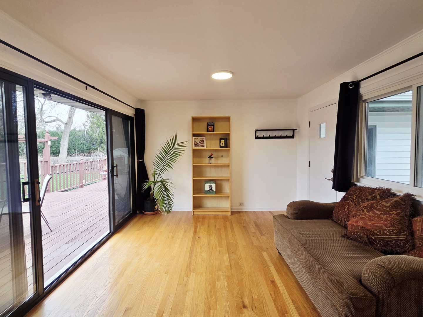 220 S President Street, Wheaton, IL 60187