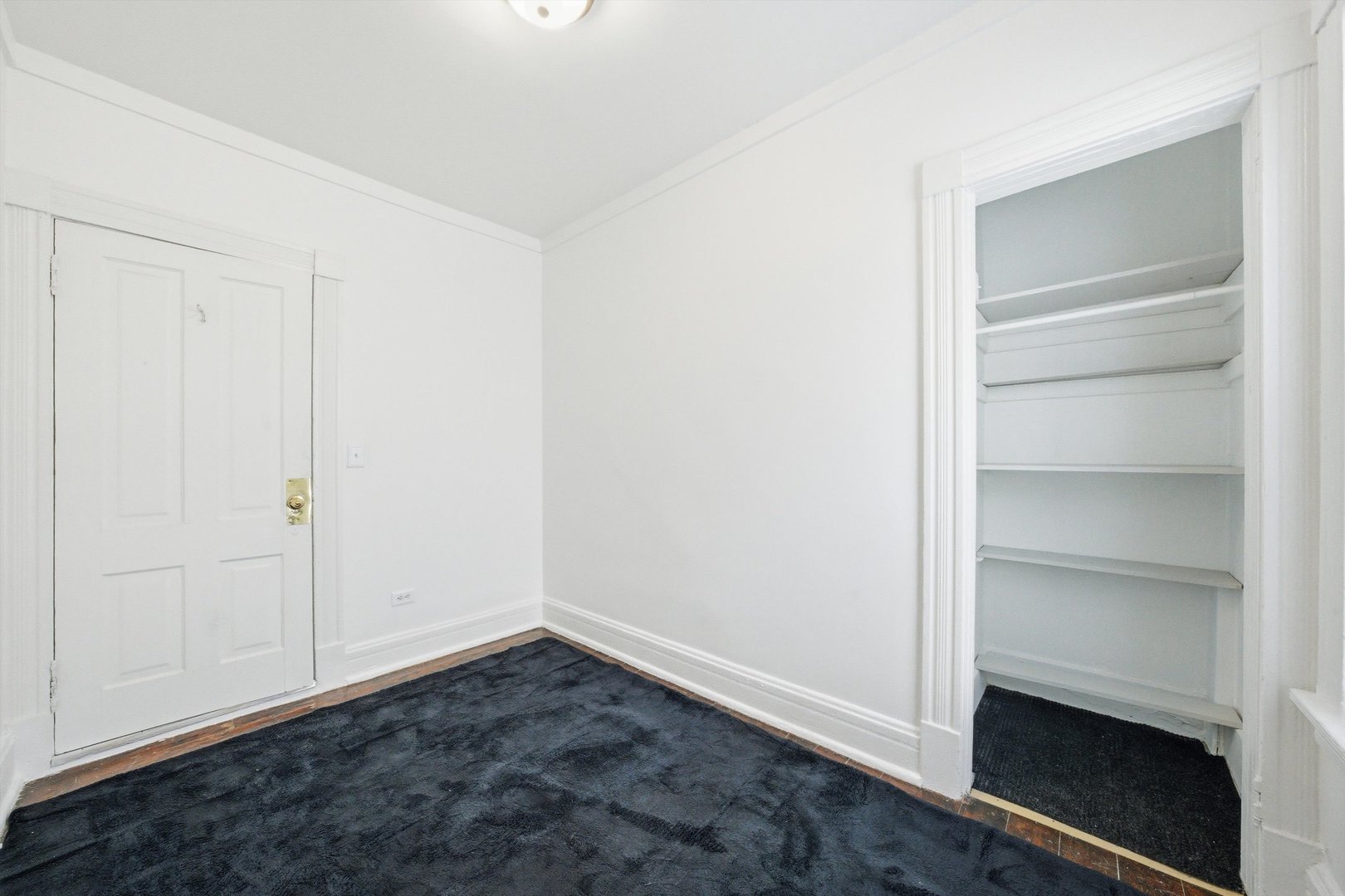 11412 S Saint Lawrence Avenue, Chicago, IL 60628