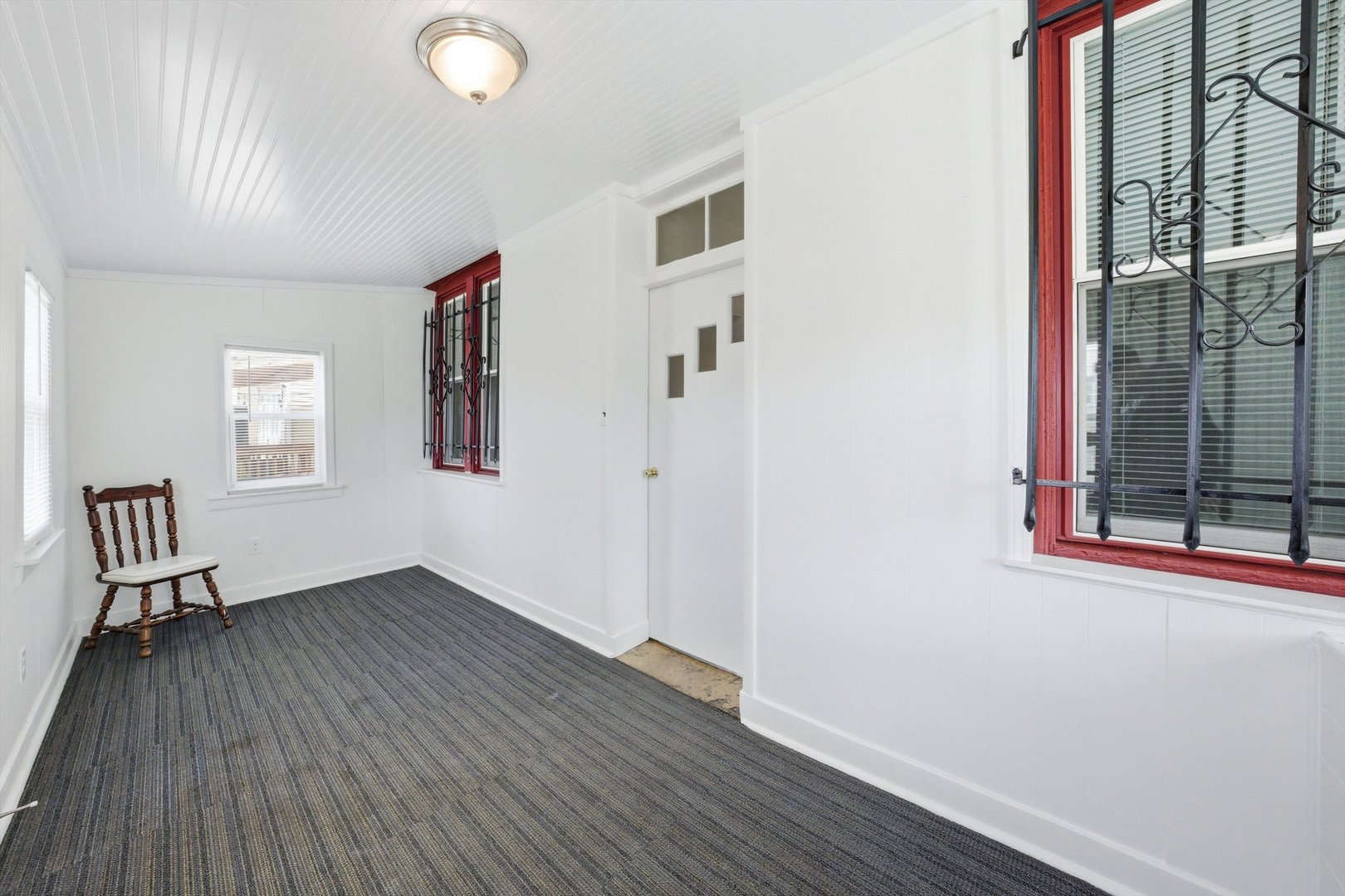 11412 S Saint Lawrence Avenue, Chicago, IL 60628