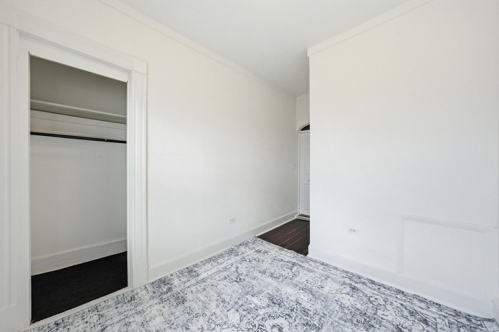 11412 S Saint Lawrence Avenue, Chicago, IL 60628