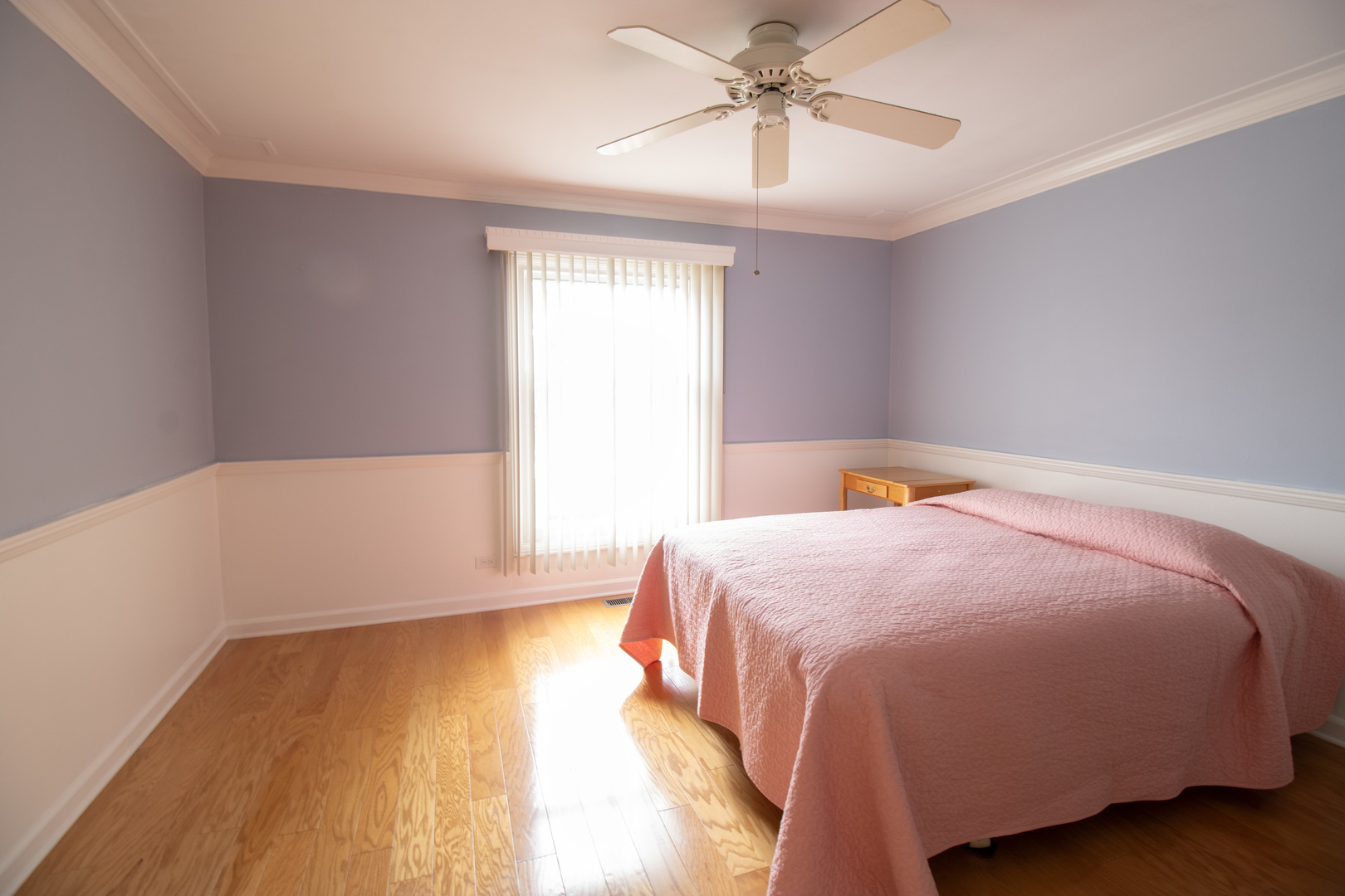 120 Carriage Way Drive #202B, Burr Ridge, IL 60527