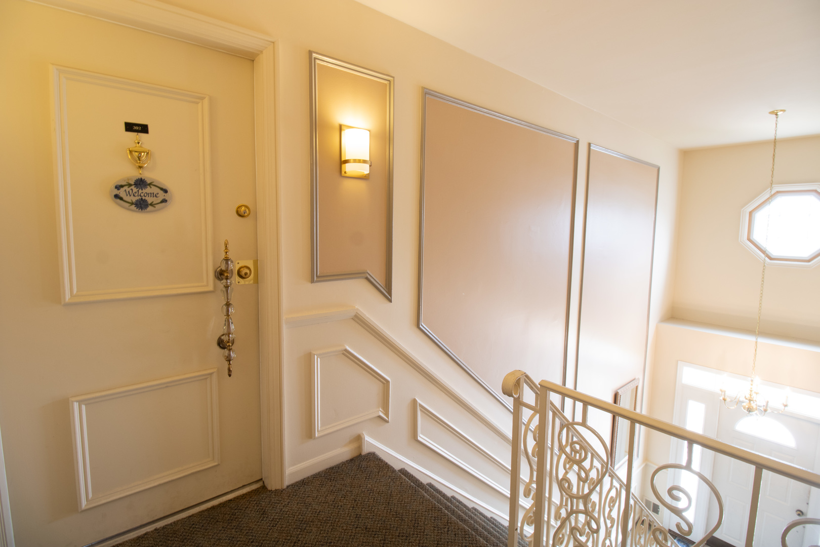 120 Carriage Way Drive #202B, Burr Ridge, IL 60527