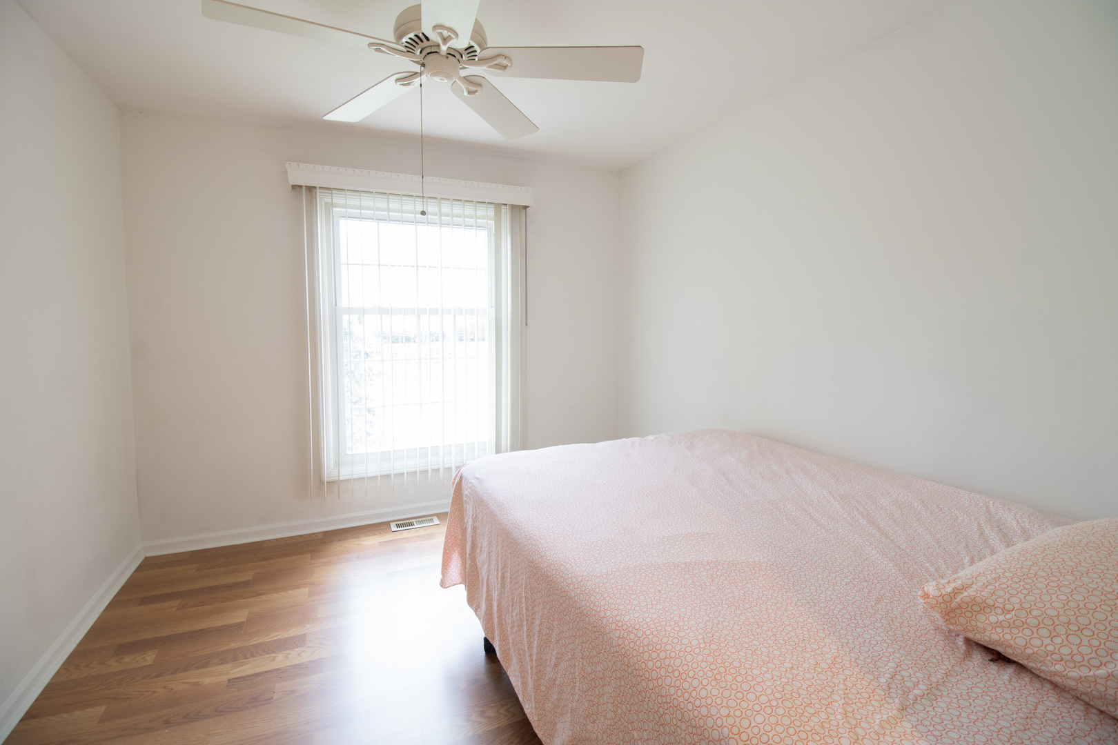 120 Carriage Way Drive #202B, Burr Ridge, IL 60527