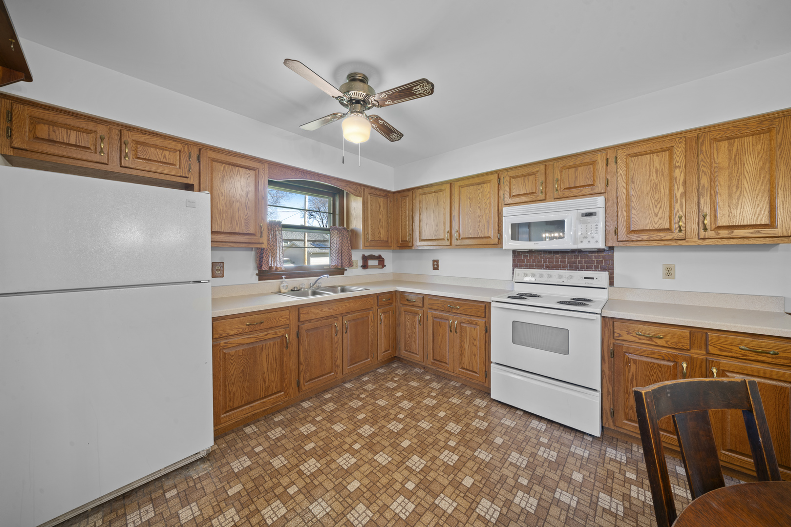 356 E Ann Street, Somonauk, IL 60552