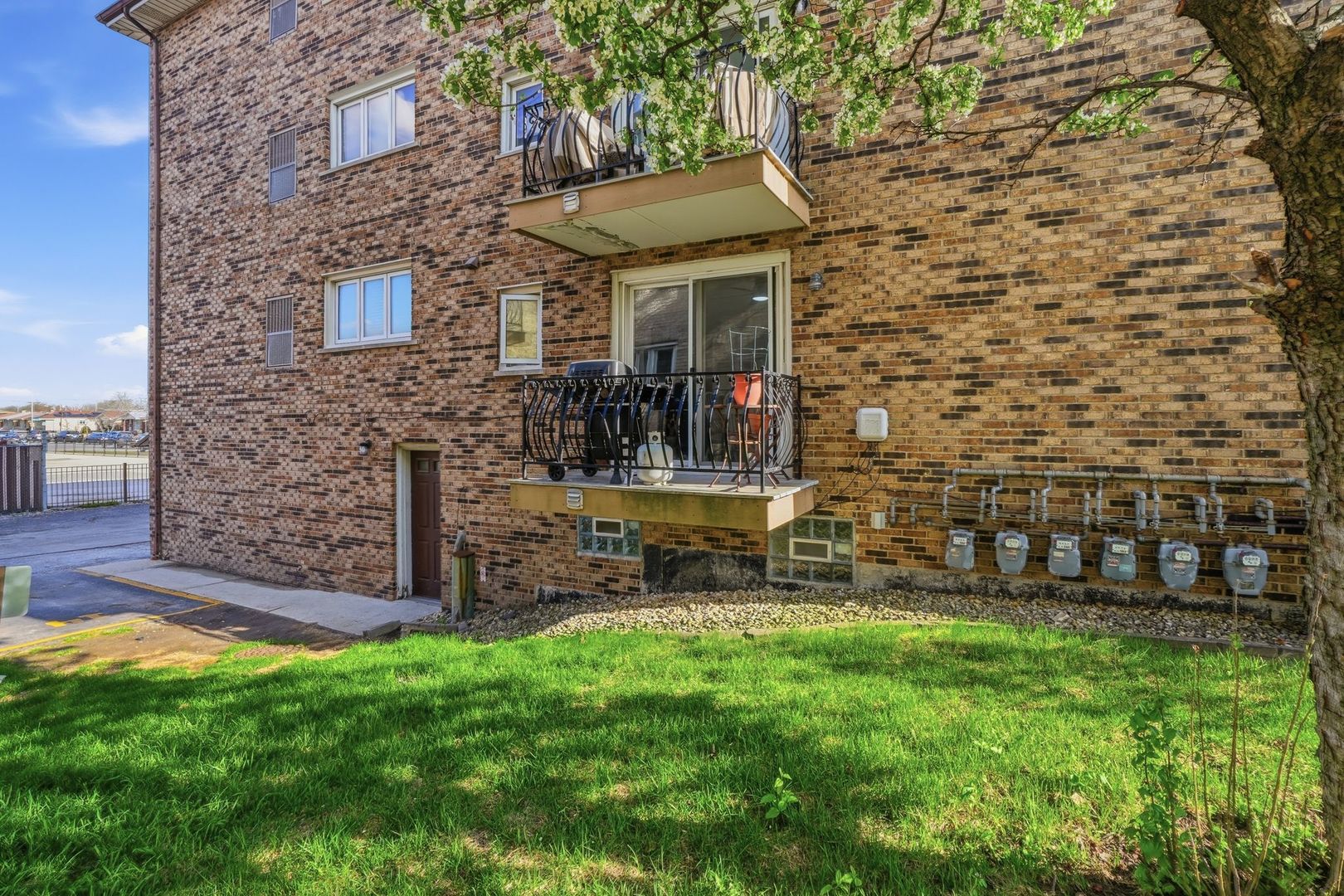 6257 S Newland Avenue #1N, Chicago, IL 60638