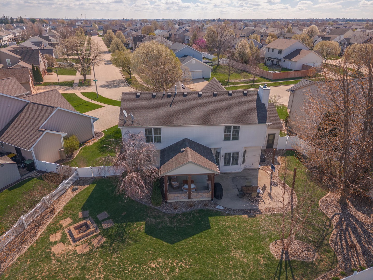 1223 Joy Walk Way, Normal, IL 61761