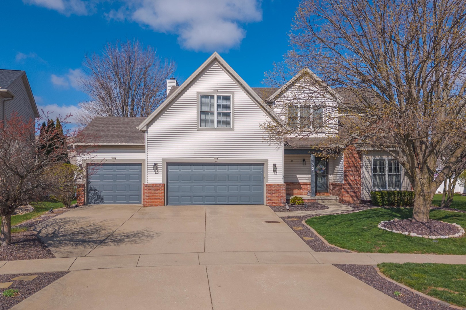 1223 Joy Walk Way, Normal, IL 61761