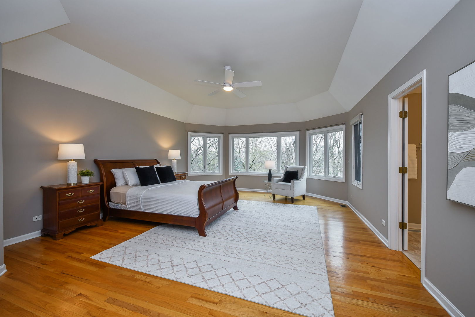 640 Kendridge Court, Aurora, IL 60502