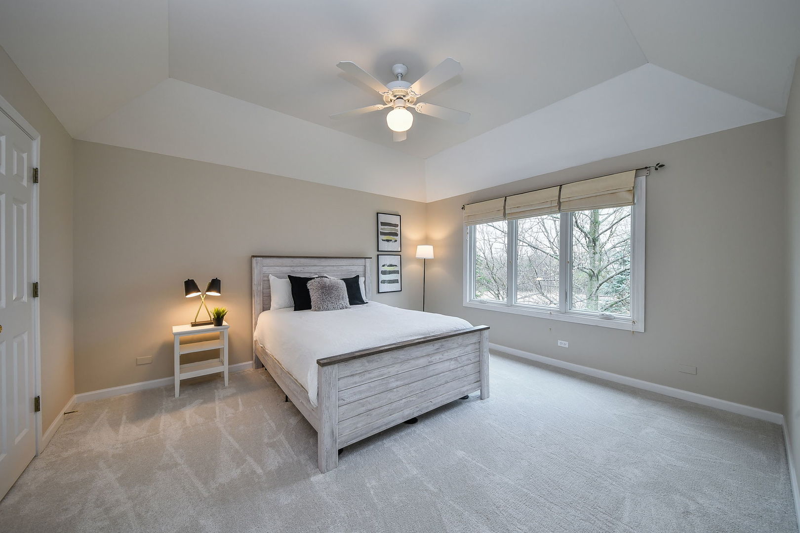 640 Kendridge Court, Aurora, IL 60502