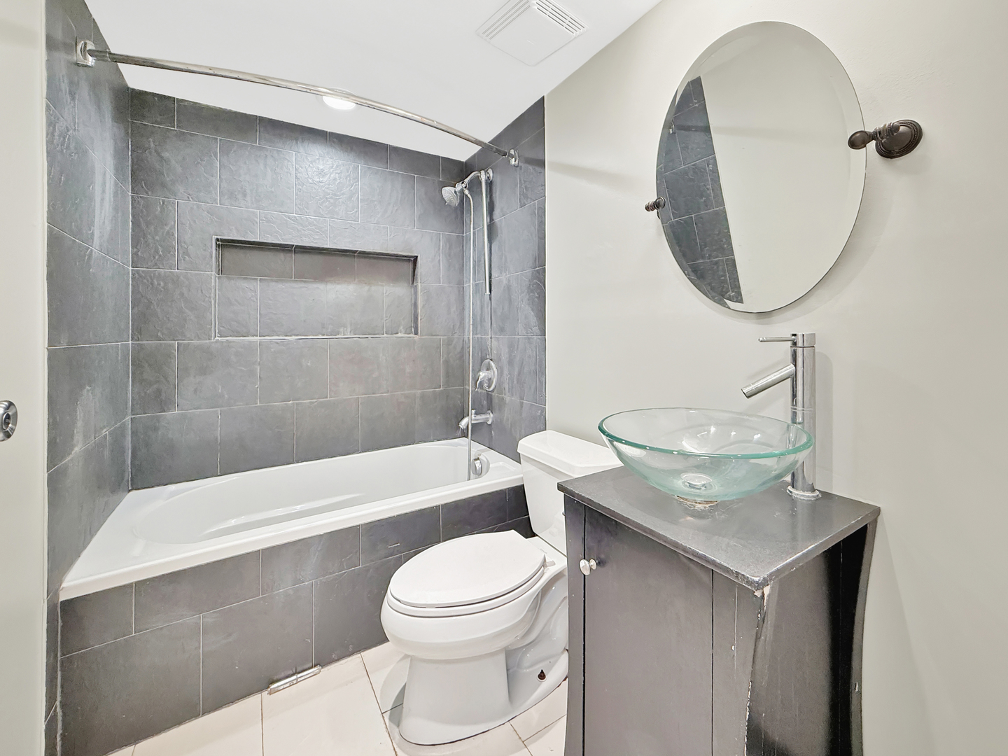 1978 KENILWORTH Circle #H, Hoffman Estates, IL 60169