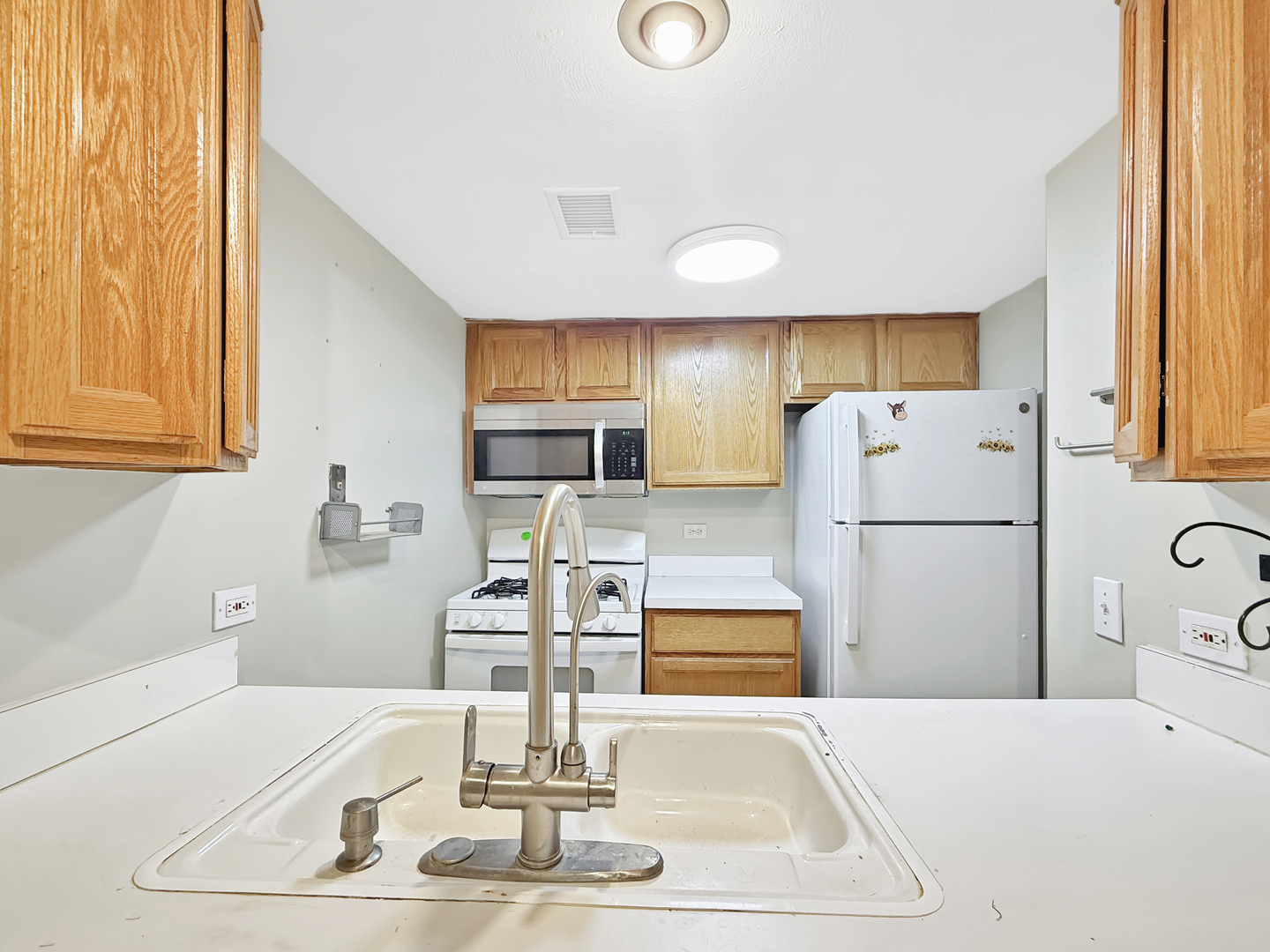 1978 KENILWORTH Circle #H, Hoffman Estates, IL 60169