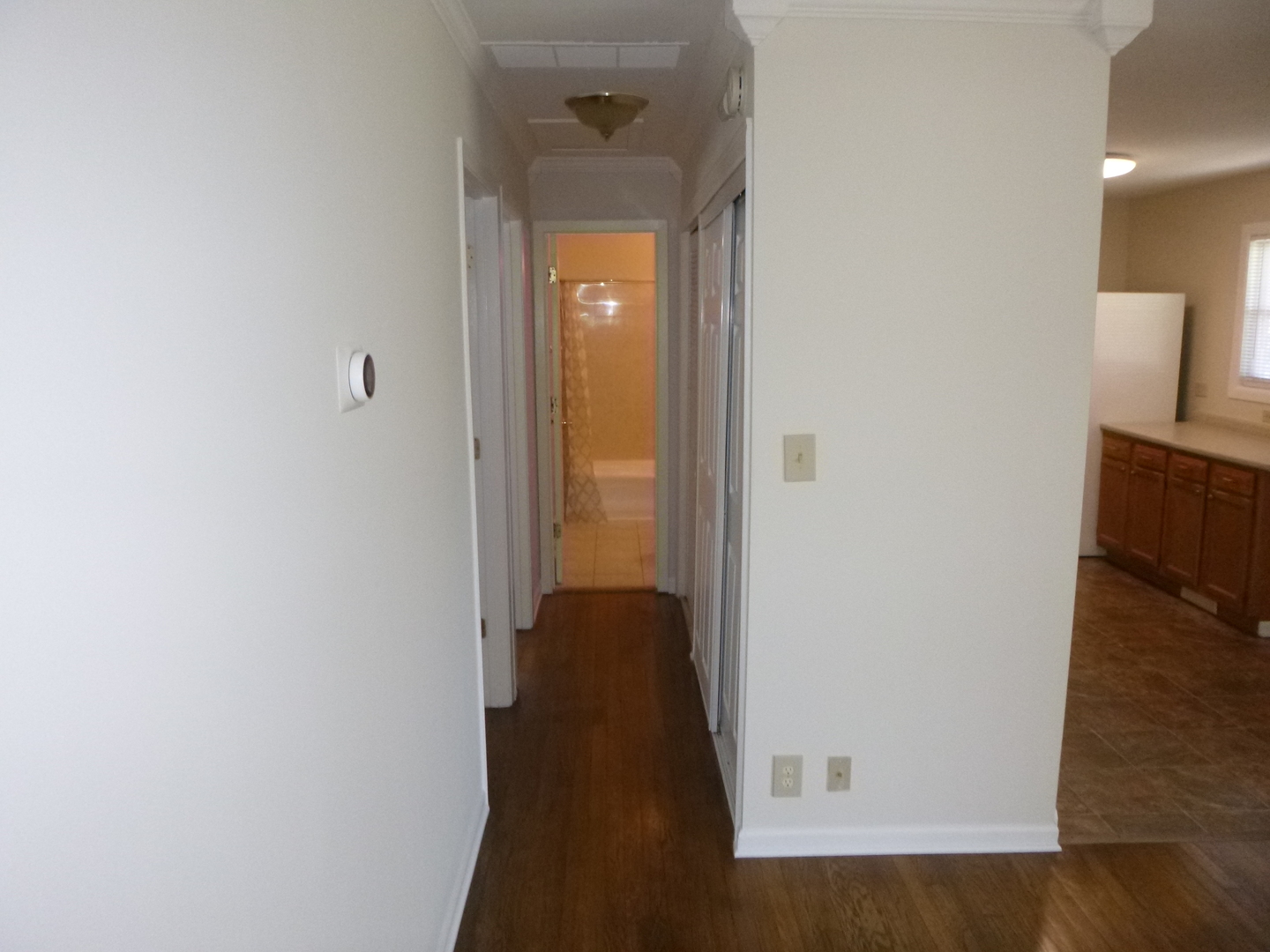 30 Aspen Lane, Carpentersville, IL 60110