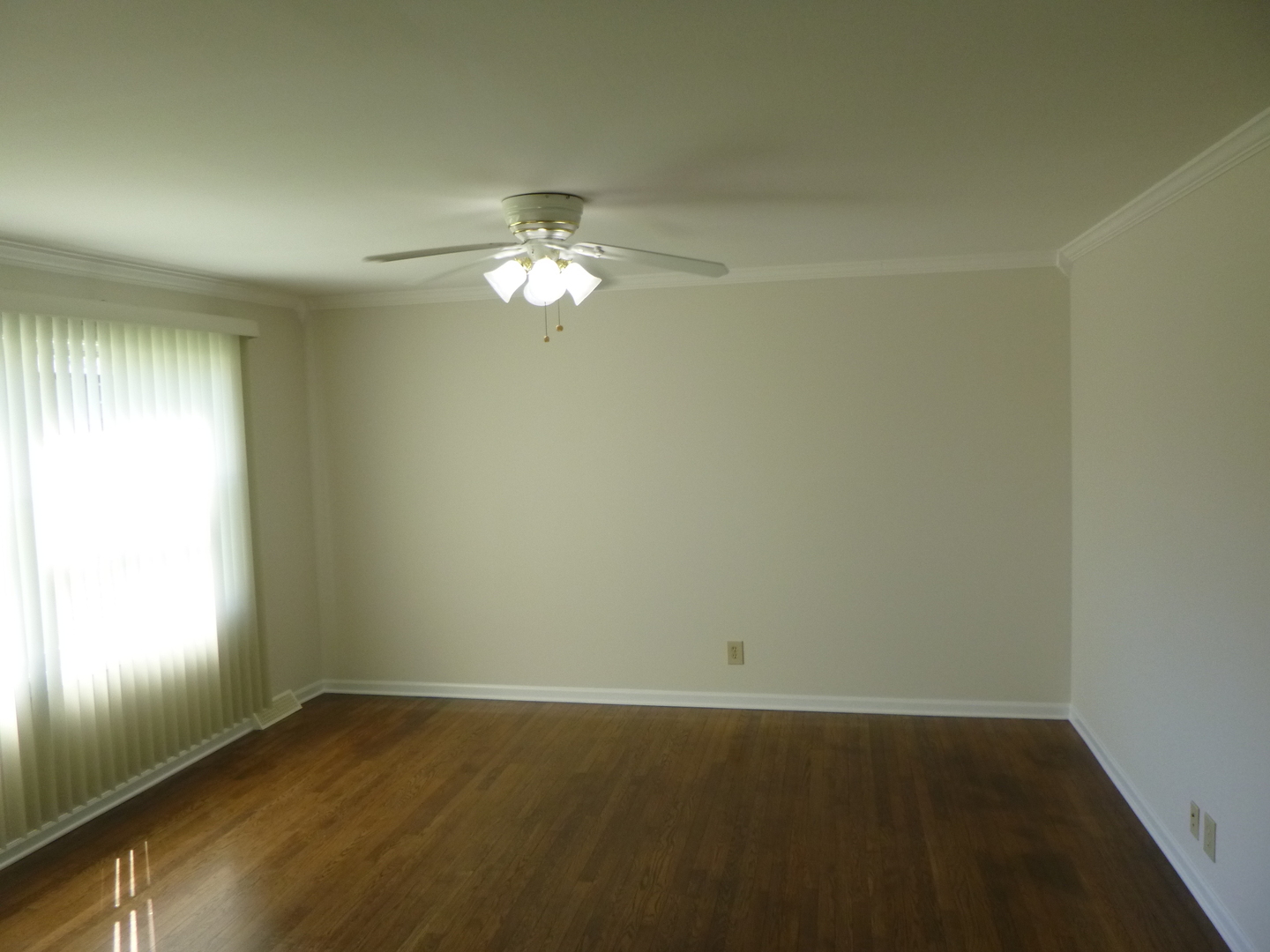 30 Aspen Lane, Carpentersville, IL 60110