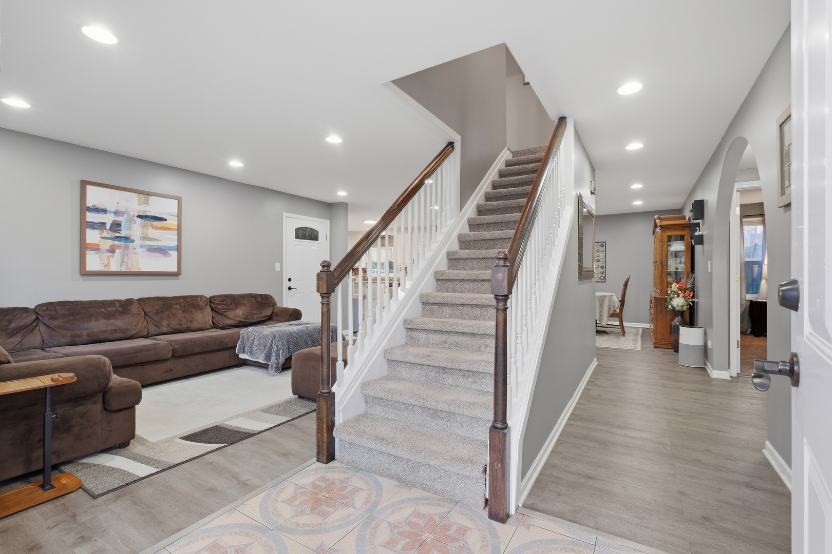 1405 Charles Avenue, Algonquin, IL 60102