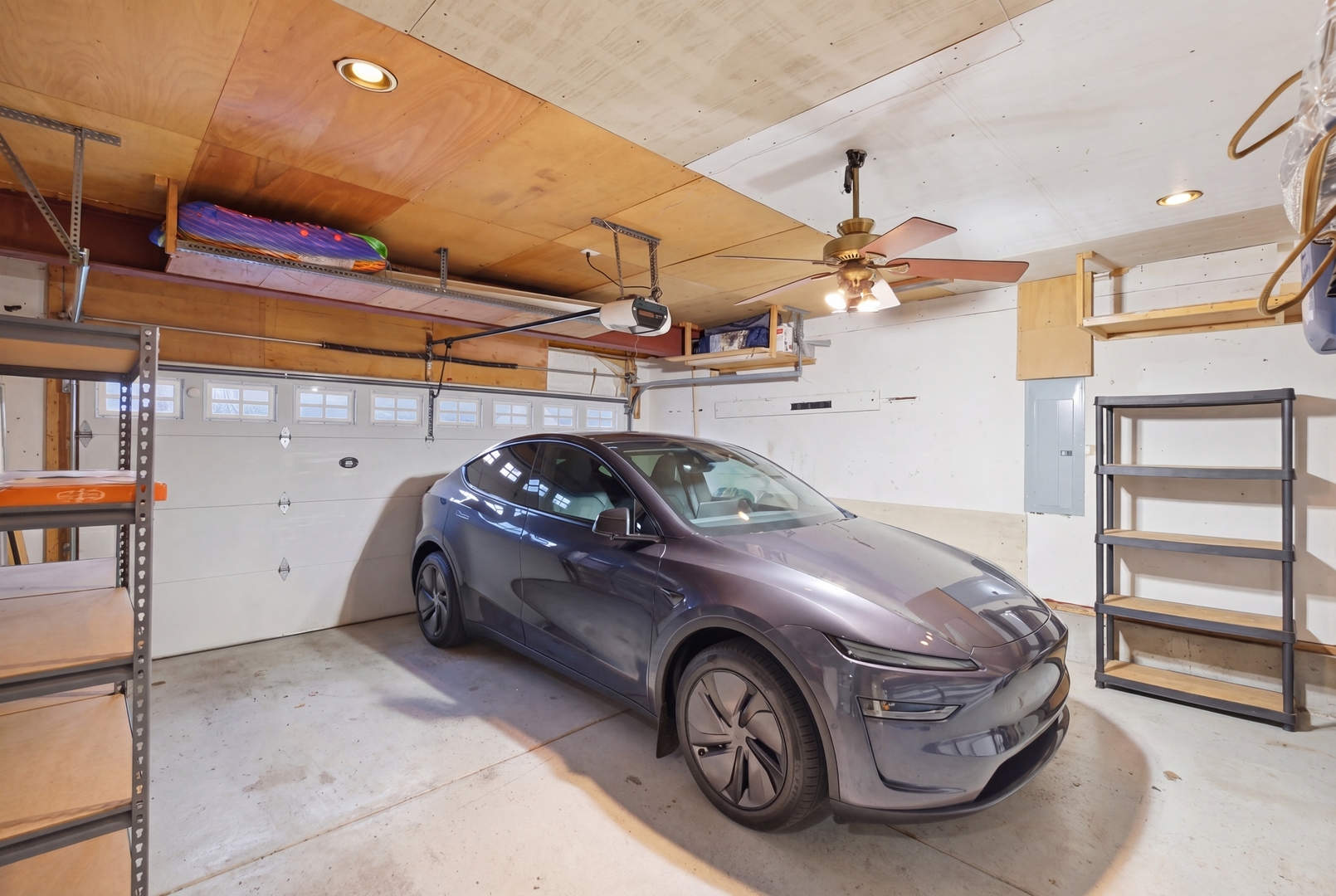 1405 Charles Avenue, Algonquin, IL 60102