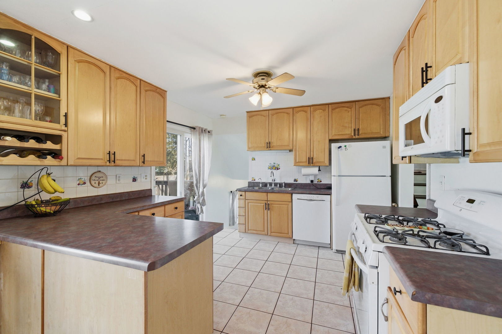 228 41st Street, Downers Grove, IL 60515