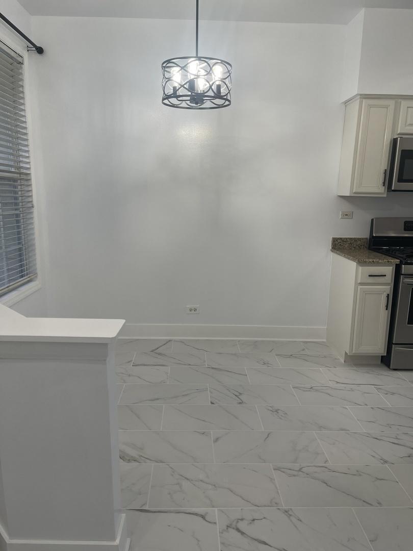 2813 Powell Court, Naperville, IL 60563