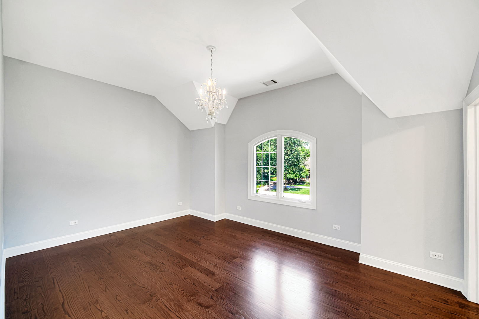 932 S Grant Street, Hinsdale, IL 60521