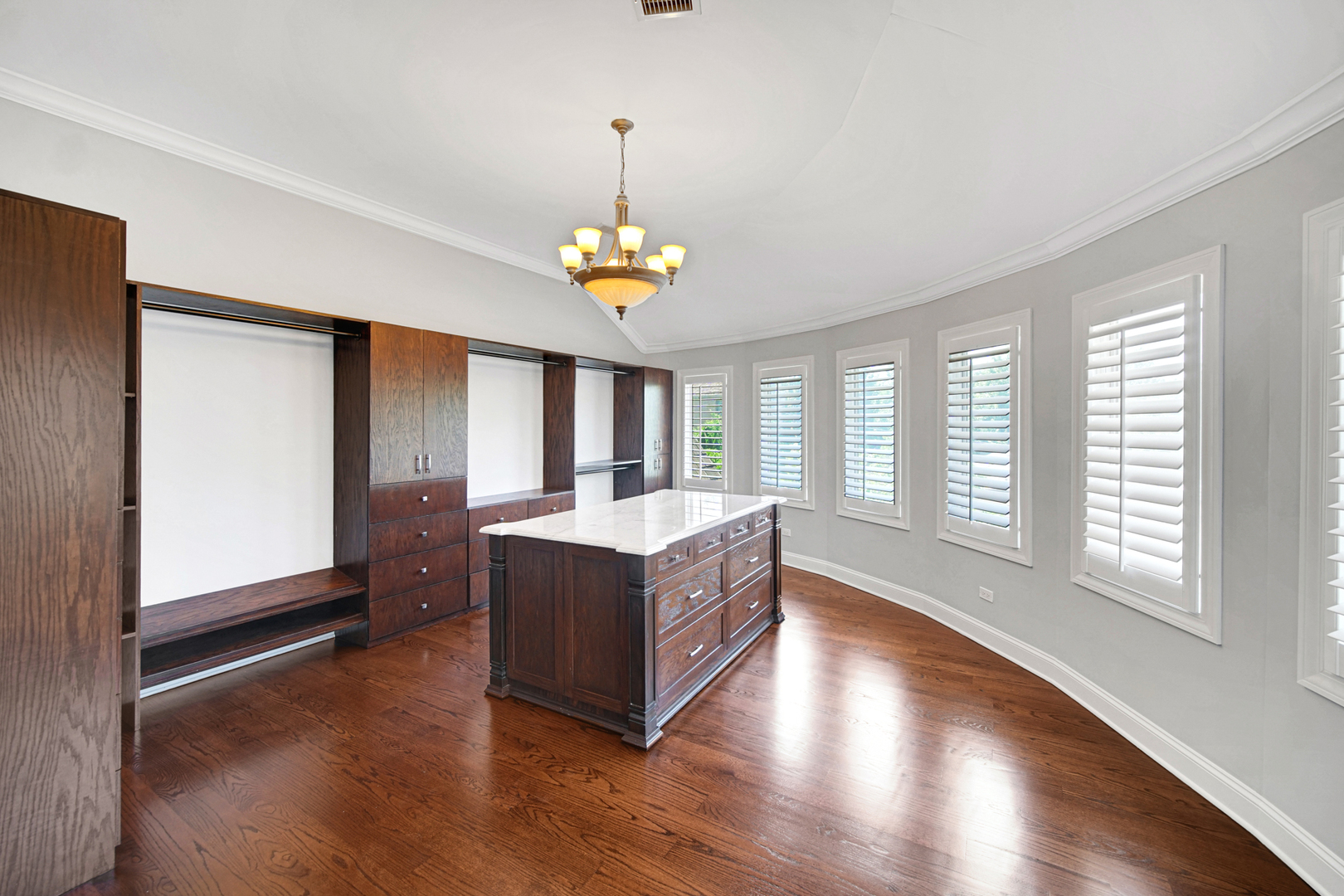 932 S Grant Street, Hinsdale, IL 60521