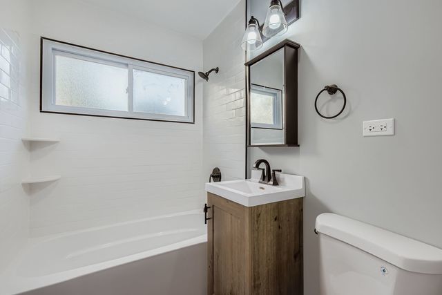 182 Washington Street, Park Forest, IL 60466