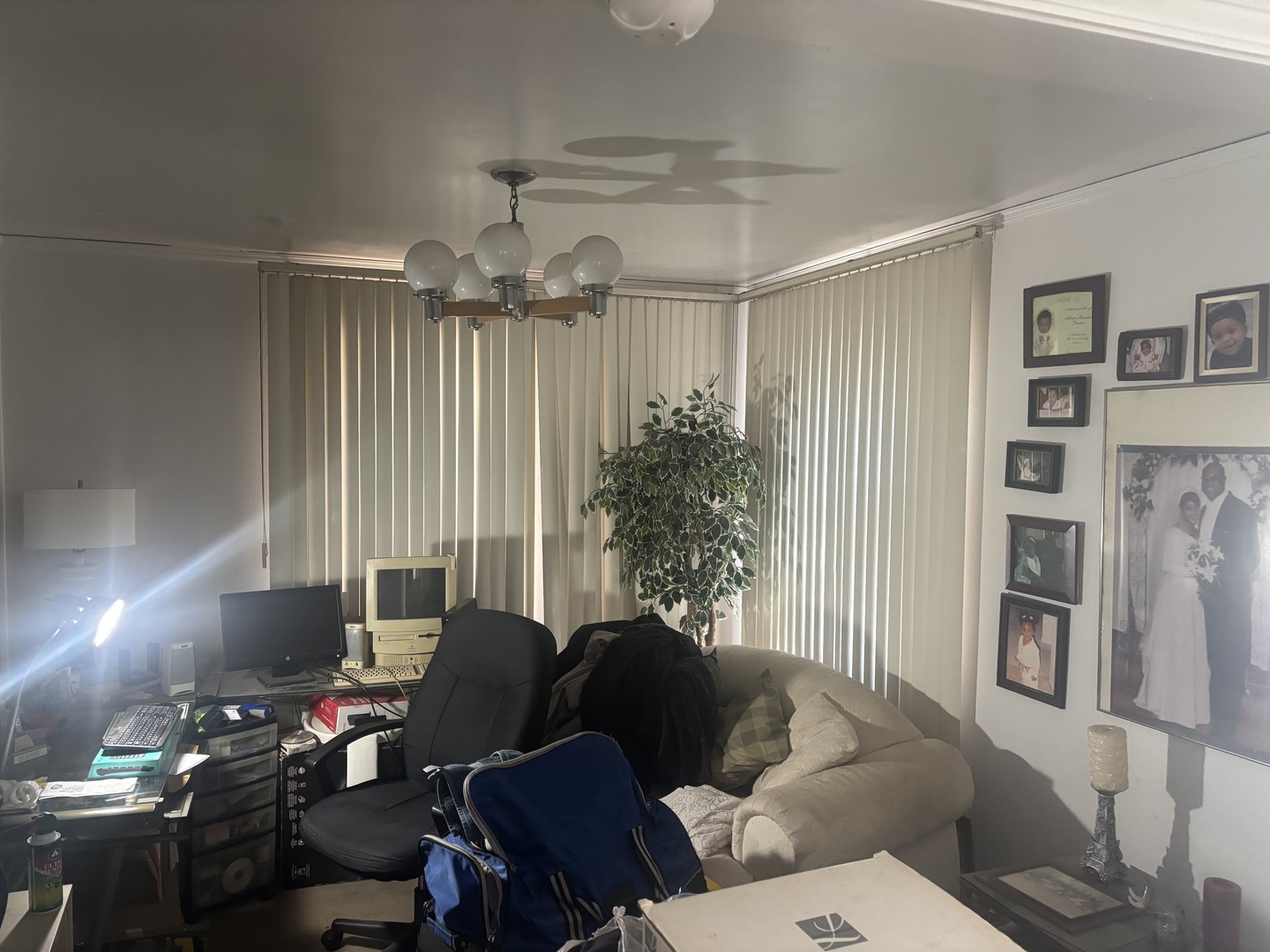 9738 S Greenwood Avenue, Chicago, IL 60628