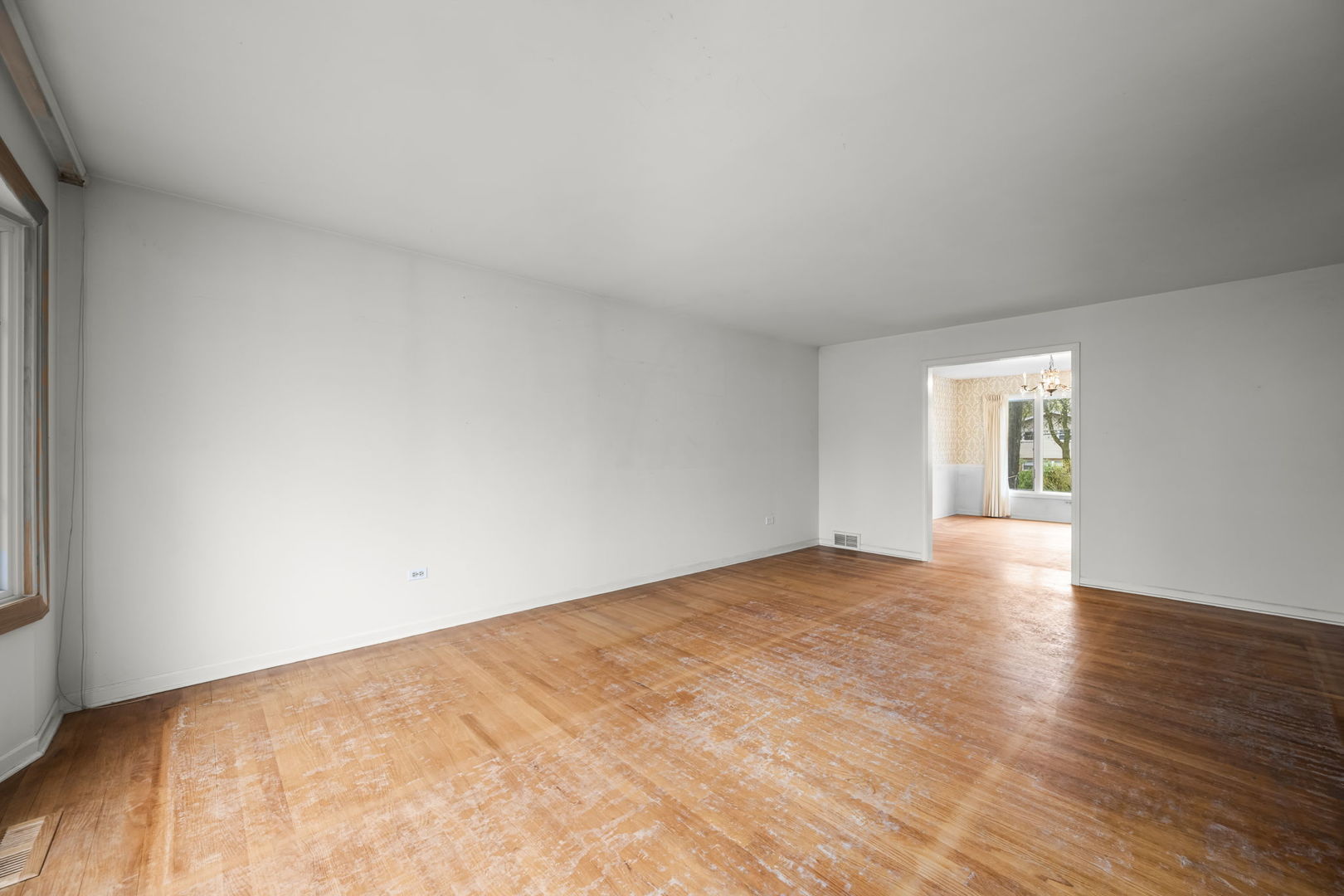 1402 N Harvard Avenue, Arlington Heights, IL 60004