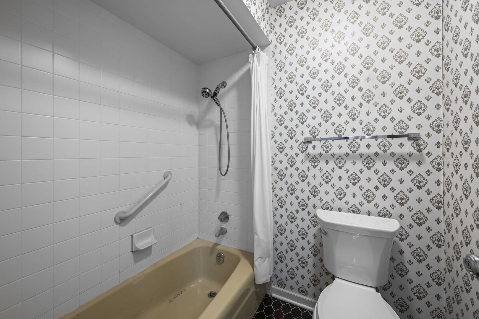 1402 N Harvard Avenue, Arlington Heights, IL 60004