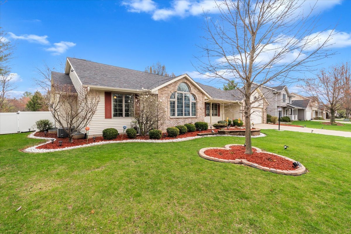 3402 76th Street, Moline, IL 61265