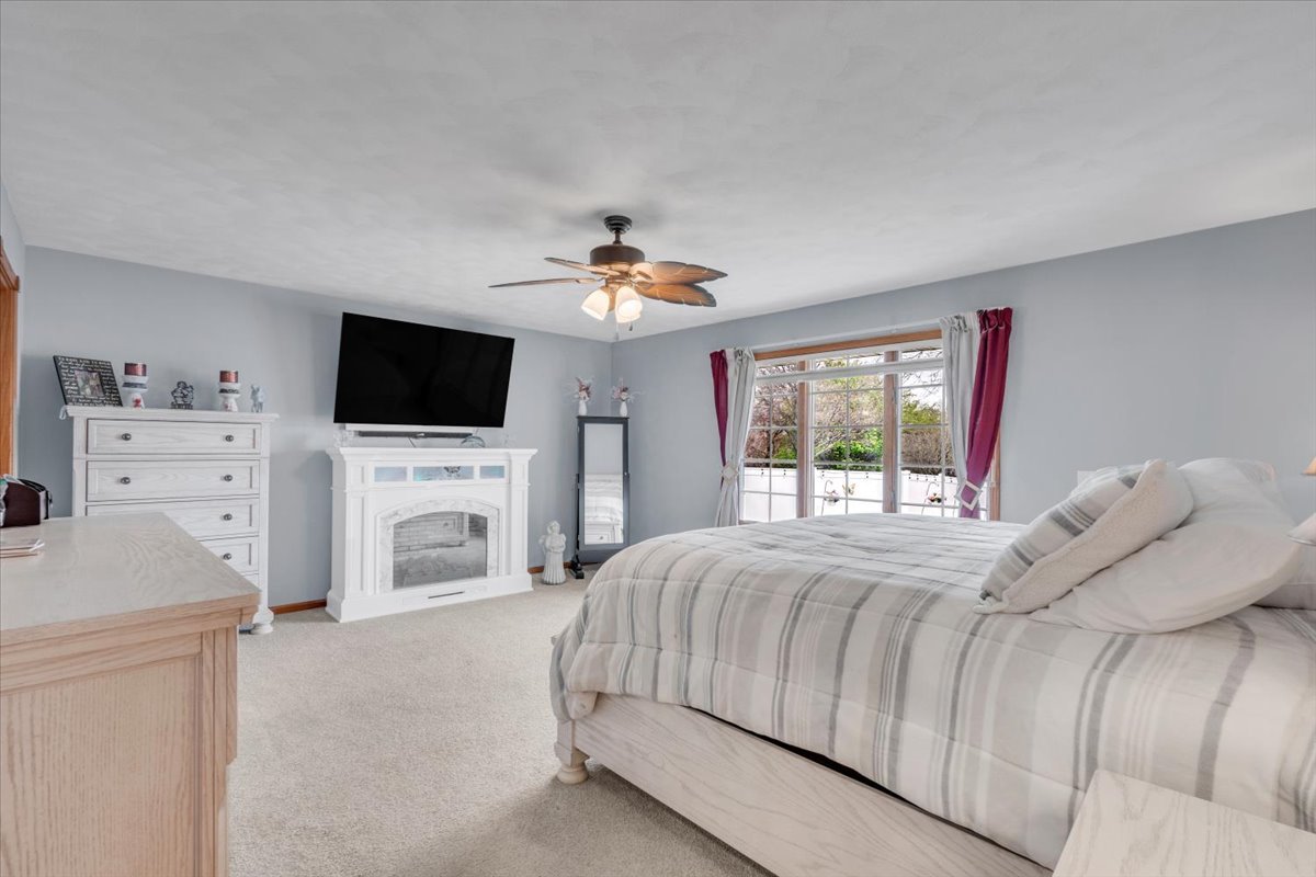 3402 76th Street, Moline, IL 61265