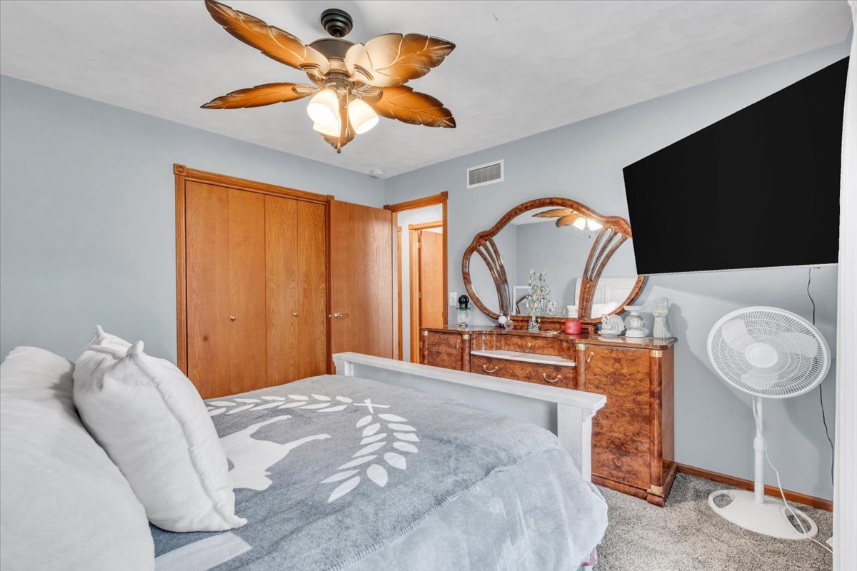 3402 76th Street, Moline, IL 61265