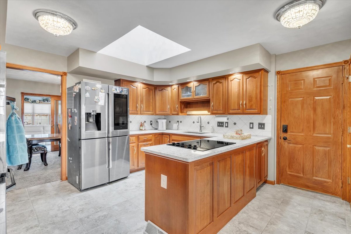 3402 76th Street, Moline, IL 61265