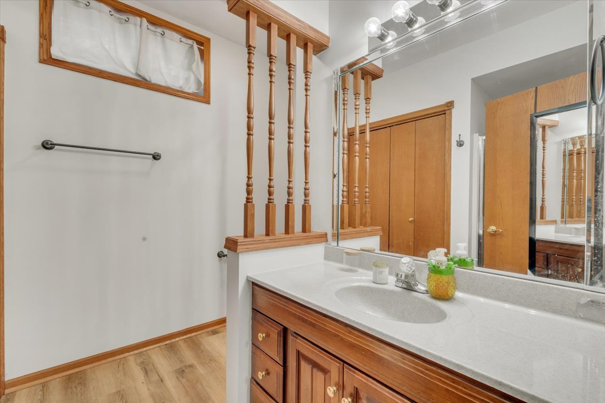 3402 76th Street, Moline, IL 61265